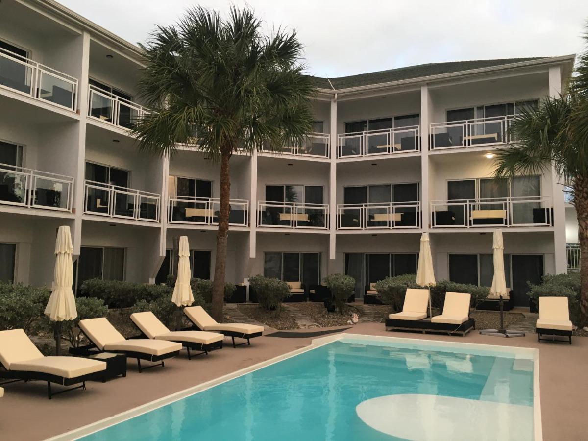 Grace Bay Suites Exterior foto