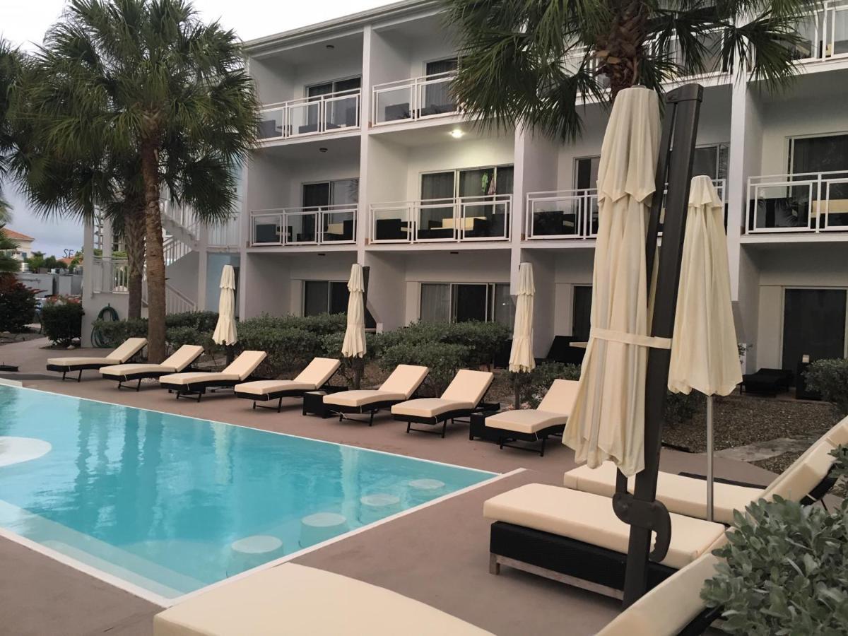 Grace Bay Suites Exterior foto